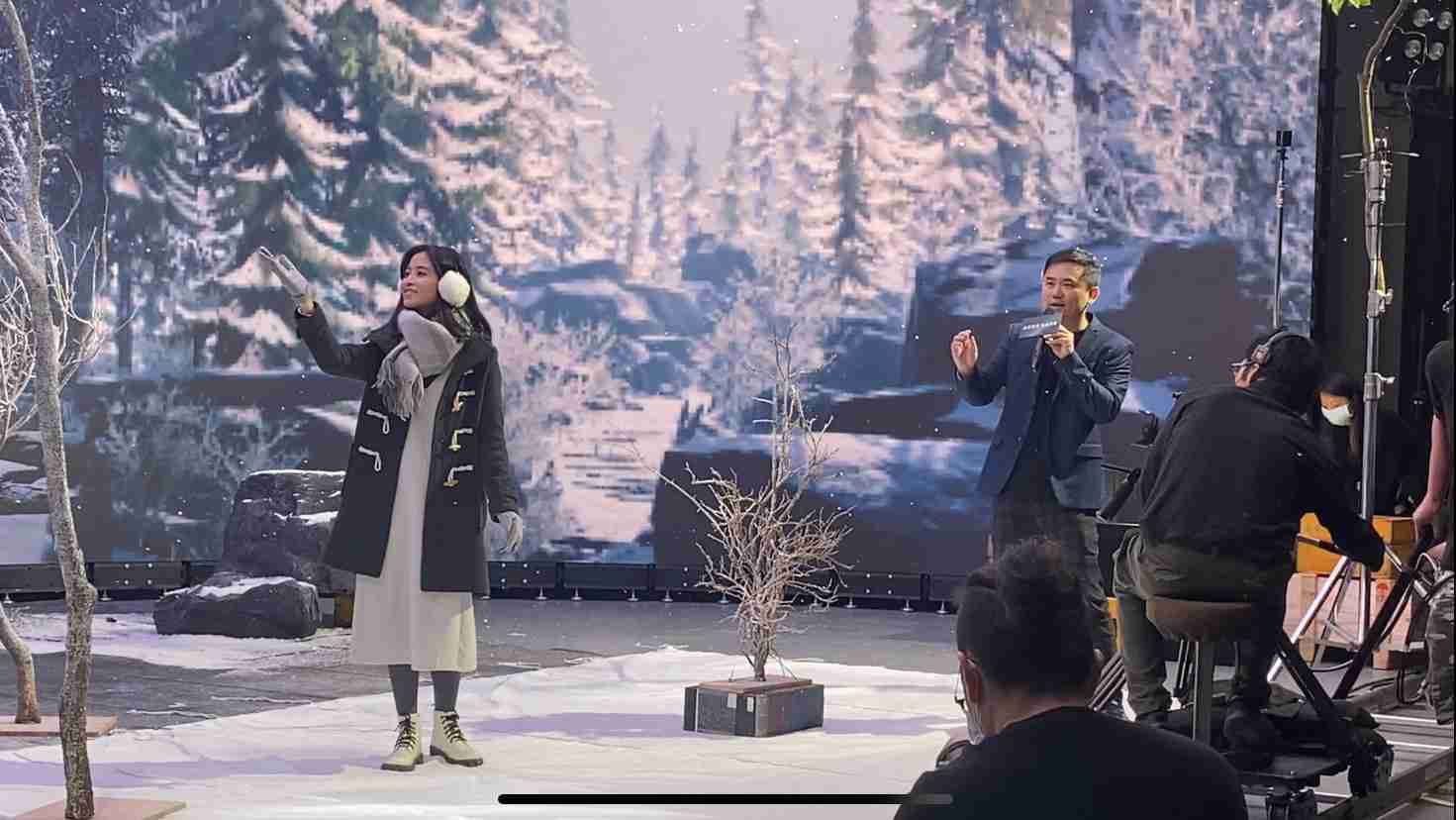 彩运网以ALED先进显屏技术，，，，与金马奖视觉特效团队“再现影像”携手合作打造LED虚拟摄影棚，，提供沉浸式表演体验，，，，并精简拍摄成本与时间